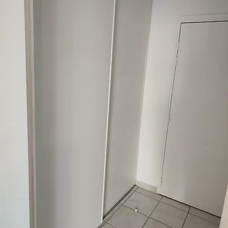 Proche Apartment *